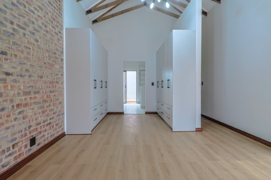 4 Bedroom Property for Sale in Landsmeer Residential Estate North West